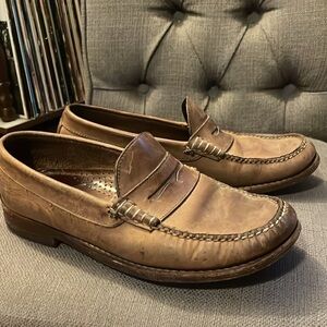 Vintage Weejuns men’s Leather Loafers